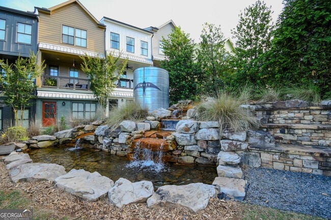 Building Photo - 760 Winton Way
