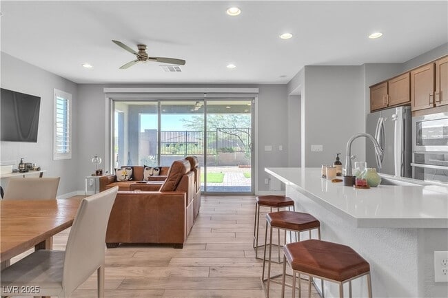 Building Photo - 12489 Dolan Point St