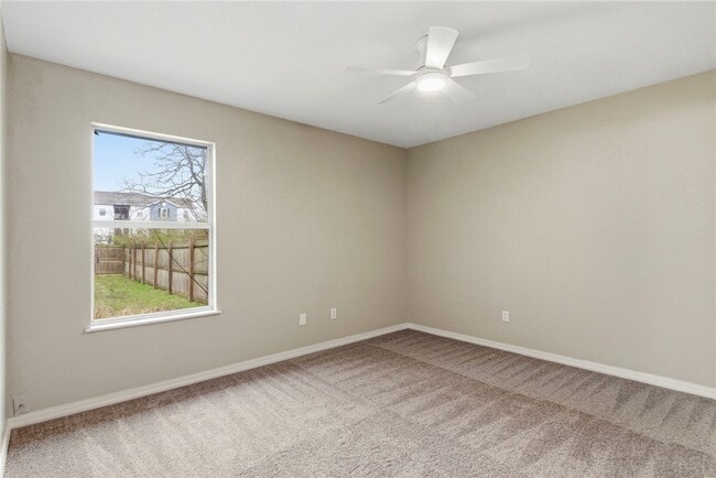 Building Photo - 932 S Curtis Ave