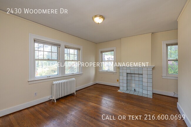 Building Photo - 2430 Woodmere Dr