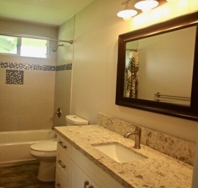 Building Photo - 15-1698-1698 7th Ave