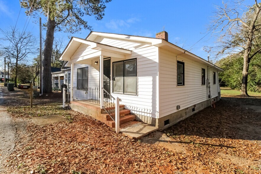 Building Photo - 1607 Lee St