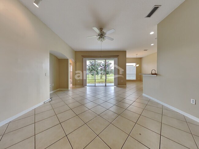 Building Photo - 2657 Snail Kite Court
