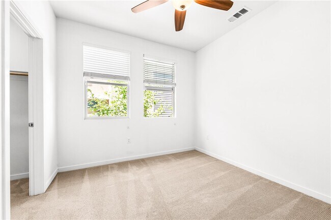 Building Photo - 706 Colorado Cir