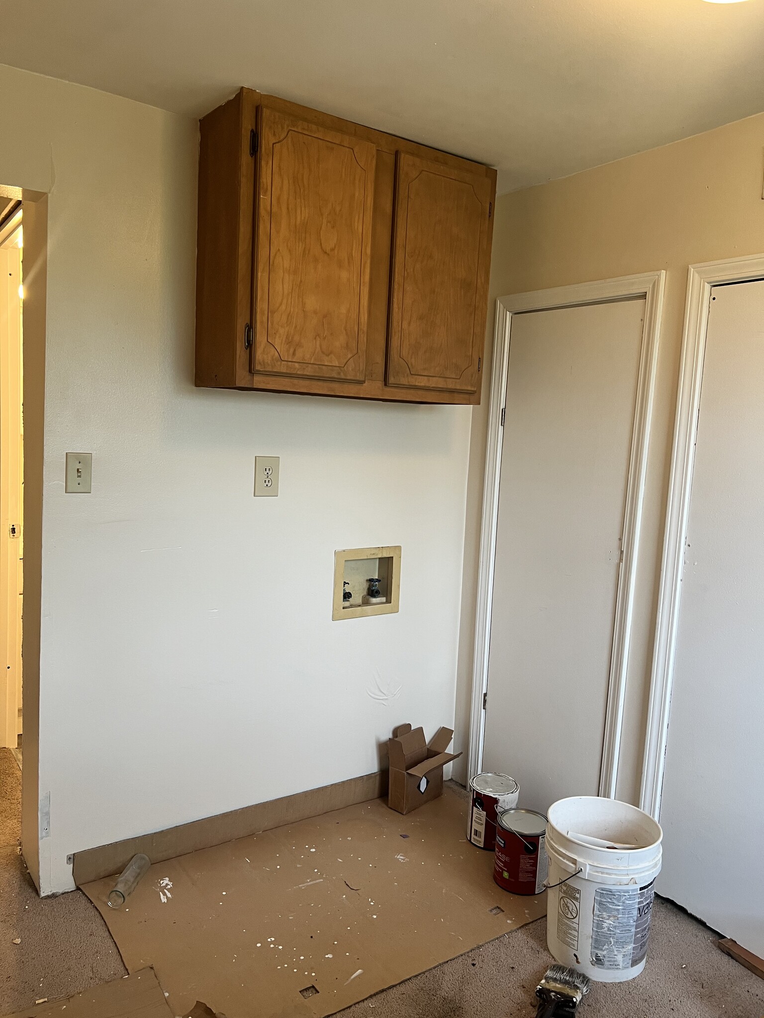 Laundry room - 1014 Saint Marys Blvd