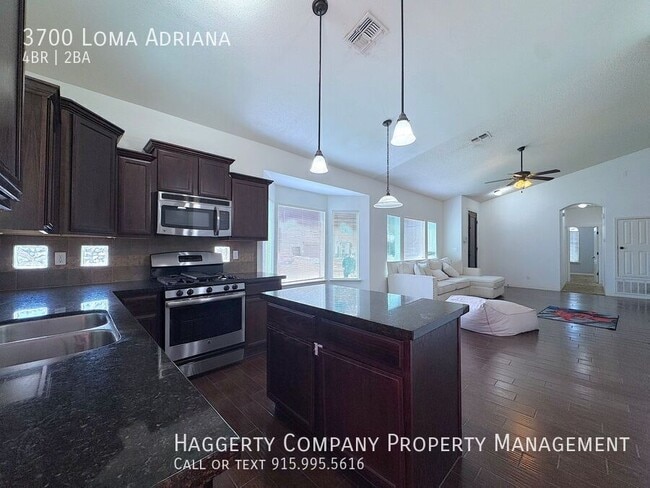 Building Photo - 3700 Loma Adriana