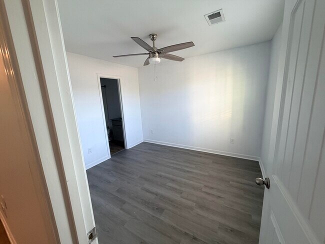 Building Photo - 2177 Stillpointe Dr
