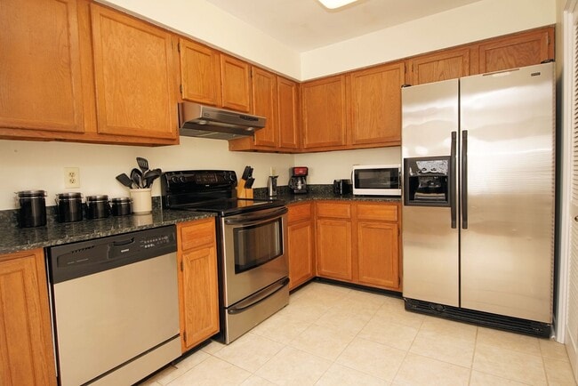 Building Photo - First Floor Condo in Bluewater Bay