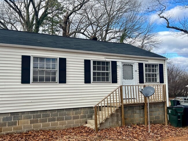 Building Photo - 615/617 Texas Ave