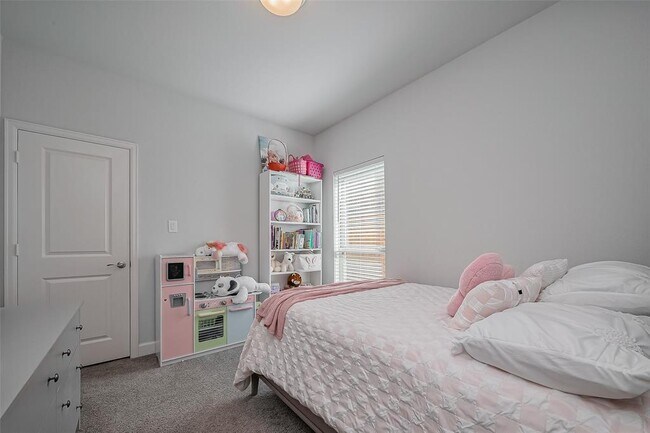 Building Photo - 11430 Bush Clover Dr