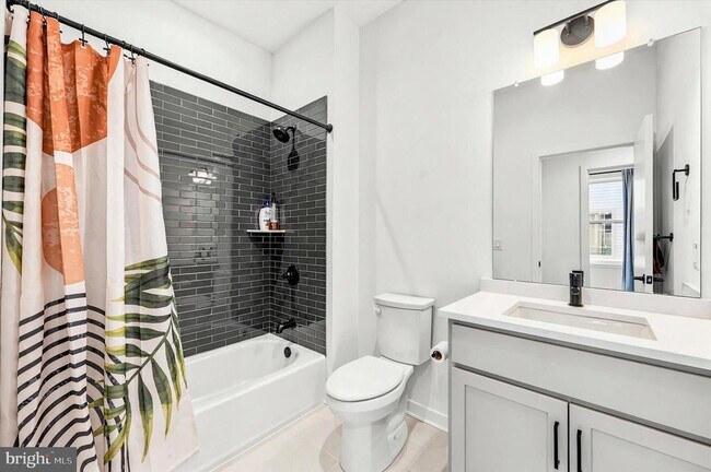 Building Photo - 3005 Birchview Walk