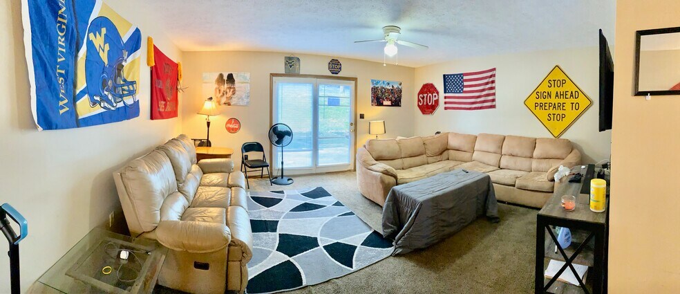 Building Photo - 569 1st St