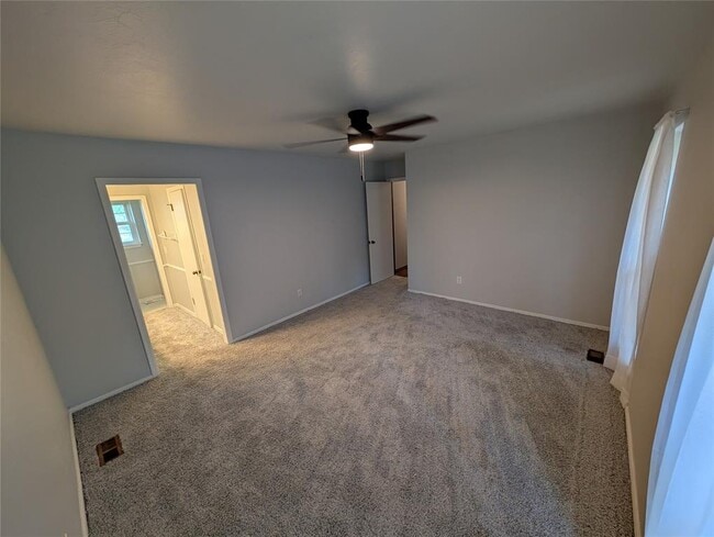 Building Photo - 10133 Bromley Ct