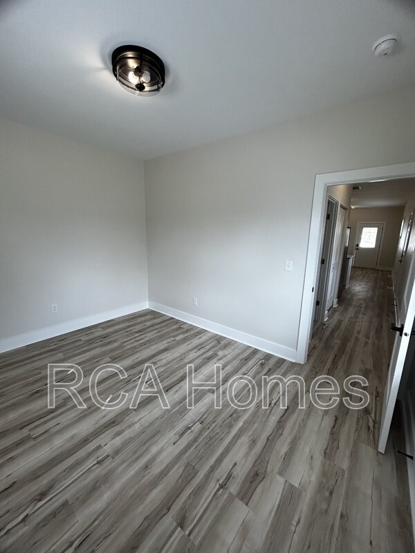 Building Photo - 3453 E 26th St