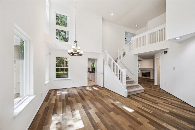 Building Photo - 174 W Greywing Cir