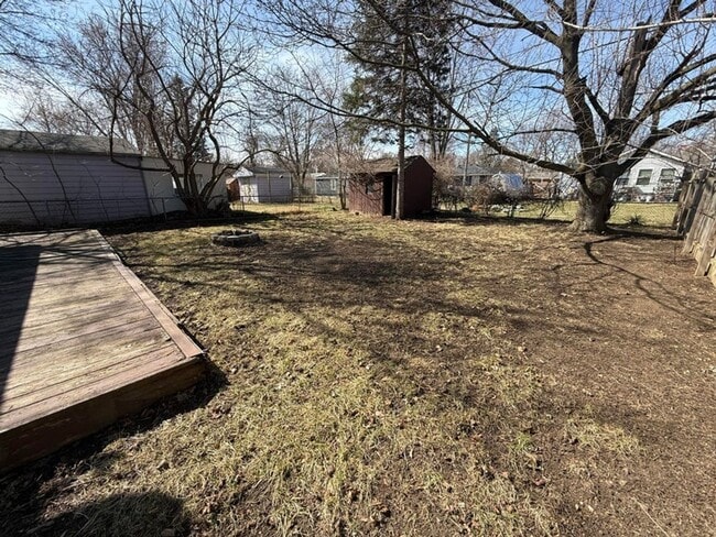 Building Photo - 633 Bagley Ave