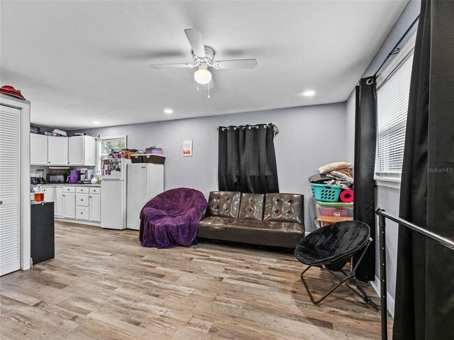 Building Photo - 7181 49th Ave N