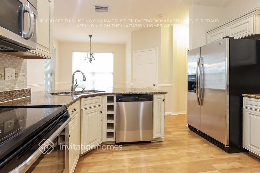 Building Photo - 4259 Tennyson Way