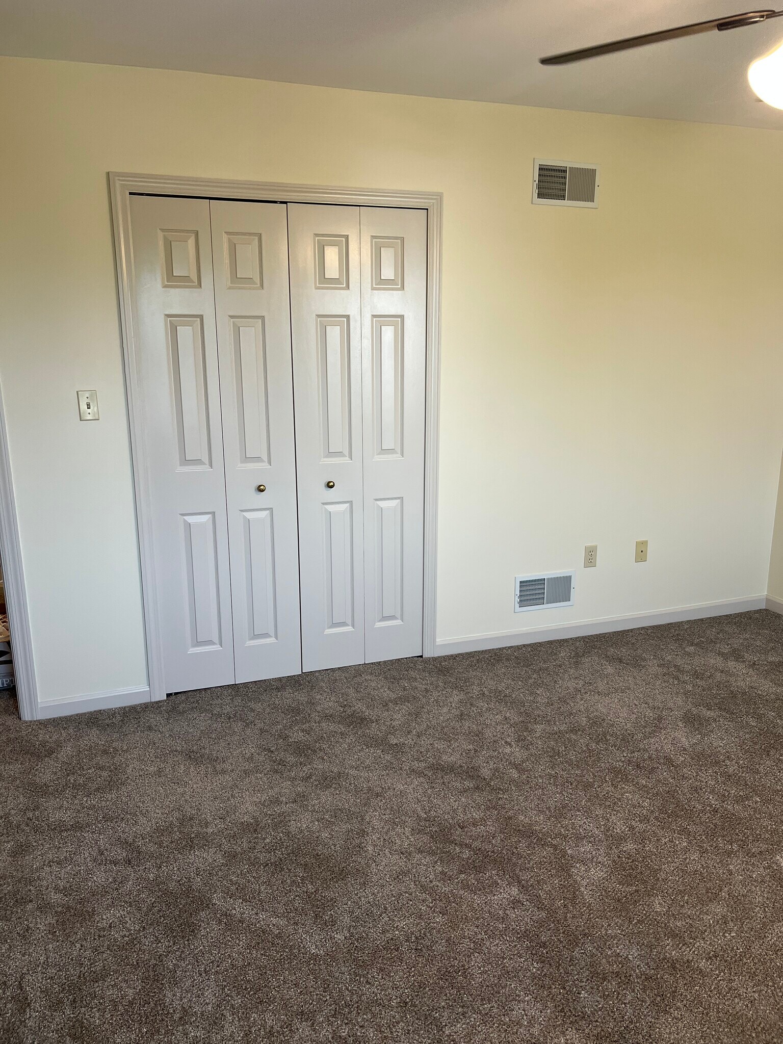 Building Photo - 1516 Tussey Ct