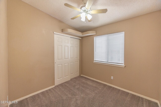 Building Photo - 449 Valle Calido Dr