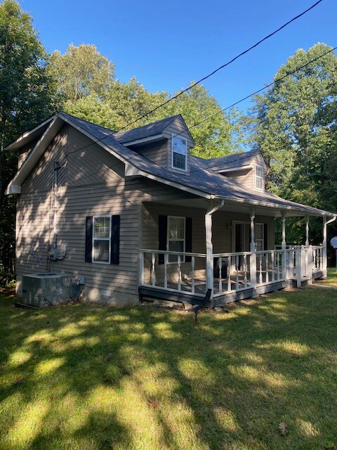 Building Photo - 95 Southwood Dr