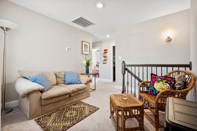 Building Photo - 2474 Shadowood Rd