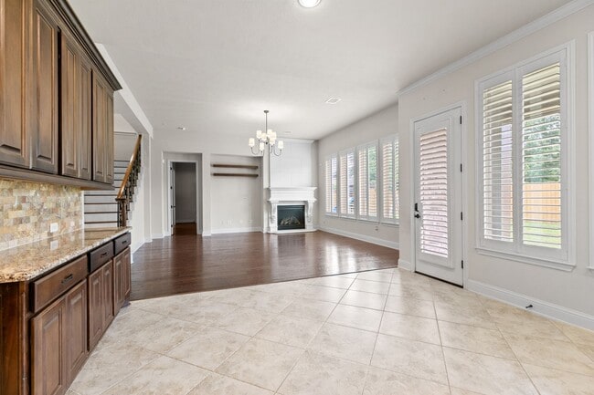 Building Photo - 18900 N Bee Cave Springs Cir