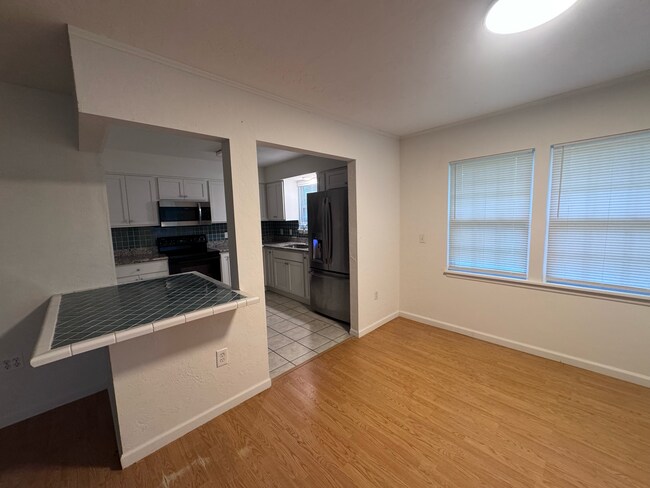 Building Photo - Hamilton Heights