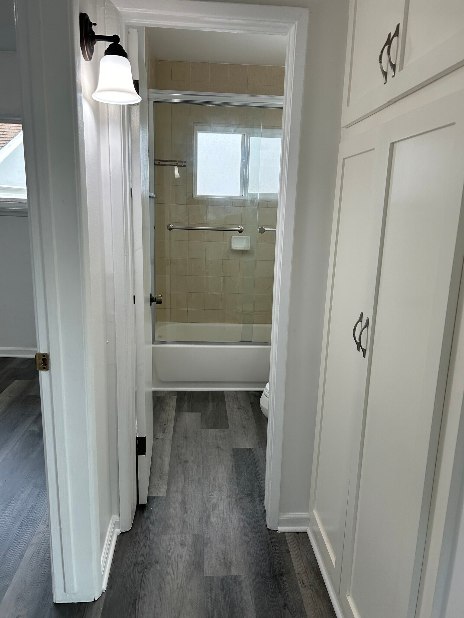 Building Photo - 4017 W 159th St