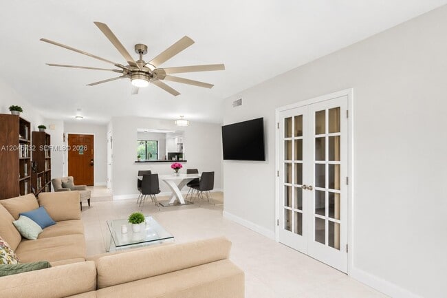 Building Photo - 7758 La Mirada Dr