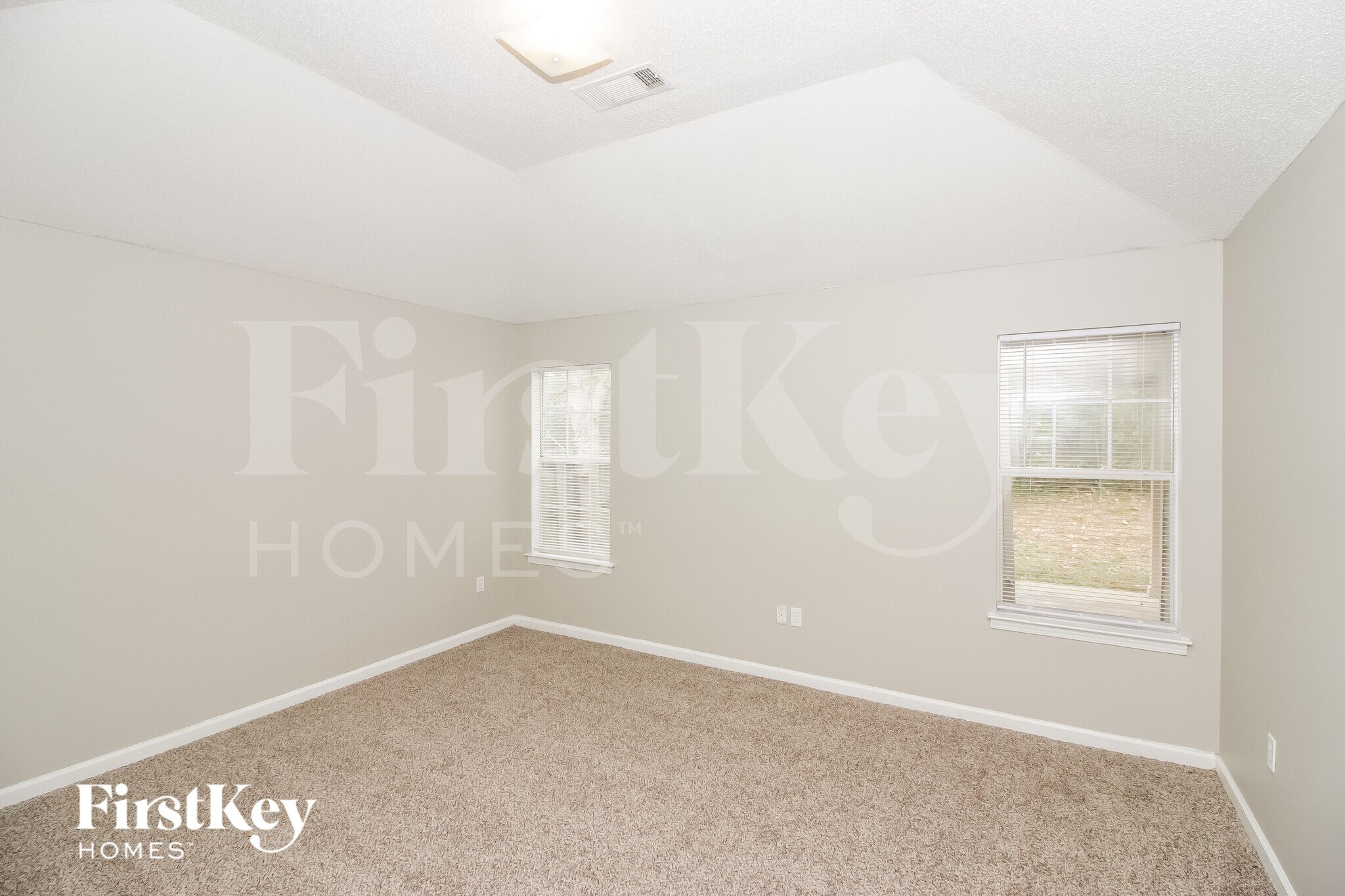 Building Photo - 1590 Belle Trees Dr