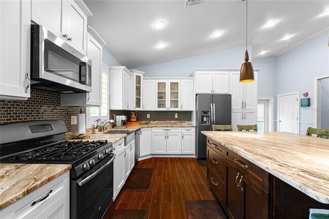 Building Photo - 3628 S Renellie Dr