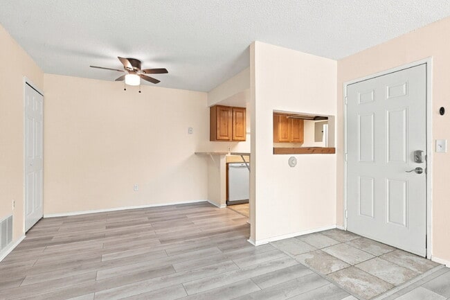 Building Photo - $1,340.95 with $300 off the first month's rent, 2 Beds - 1 Bath, Condoi in Aurora with Wall A/C!