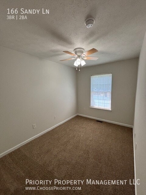 Building Photo - 166 Sandy Ln