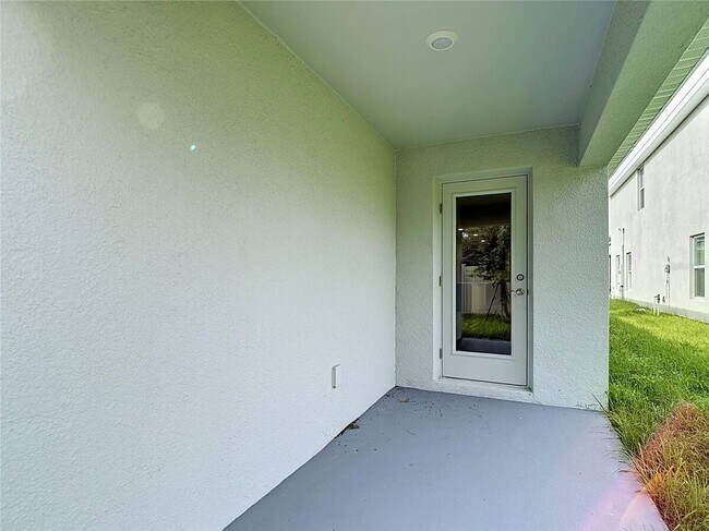 Building Photo - 31115 Silver Stage Dr
