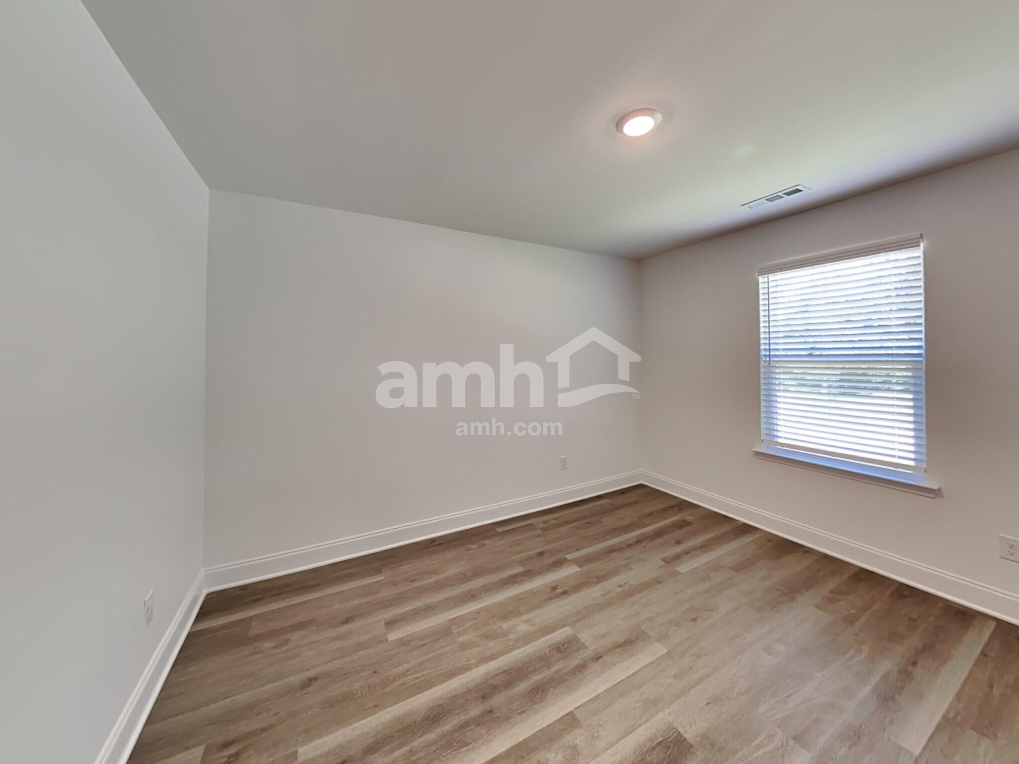 Building Photo - 230 Marin Dr
