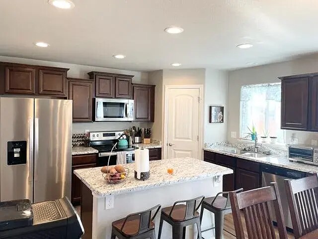 kitchen - 5423 Hammond Dr
