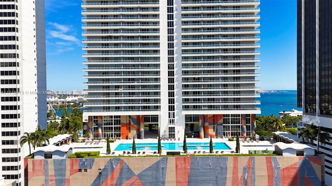 Building Photo - 50 Biscayne Blvd