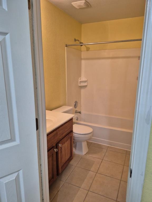 Building Photo - 808 Busleigh Castle Way