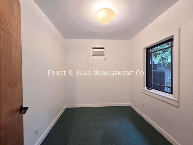 Building Photo - 1330 Ximeno Ave