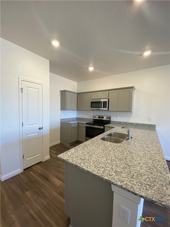 Building Photo - 5813 Betty Lou Dr