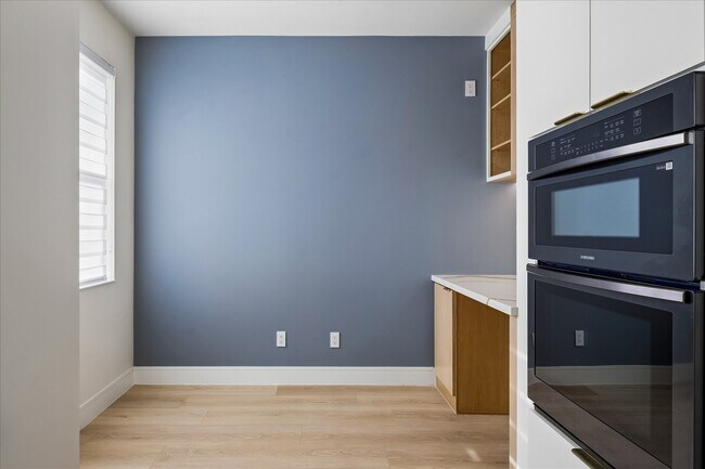 Building Photo - 12707 Boheme Dr