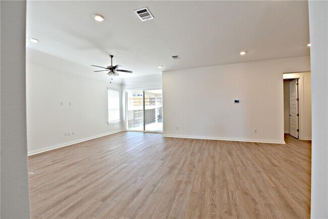 Building Photo - 229 Indian Shoal Dr