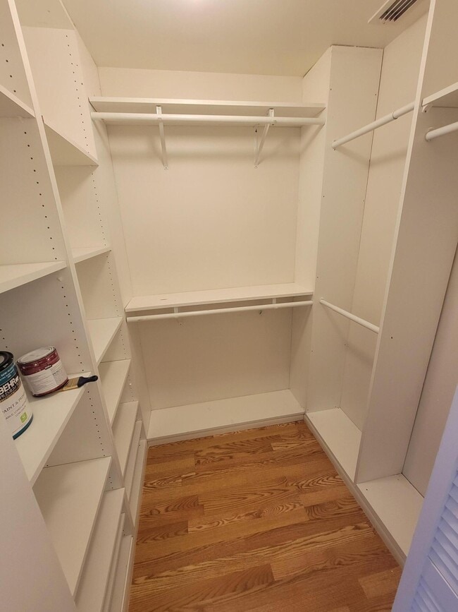 Building Photo - 104 Arrowhead Cir