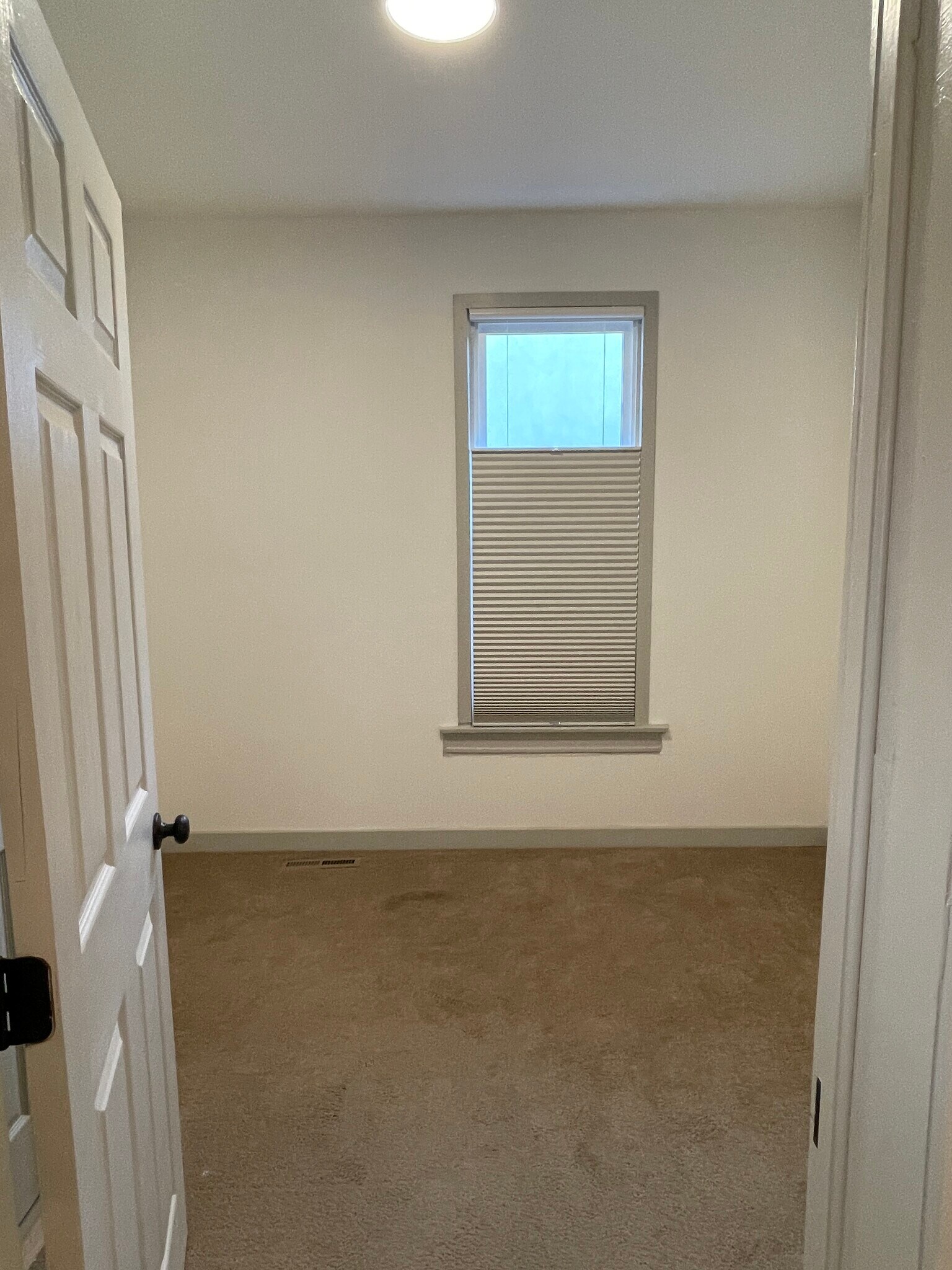 Bedroom #1 with En-suite Bathroom #2 - 3136 N Elizabeth St
