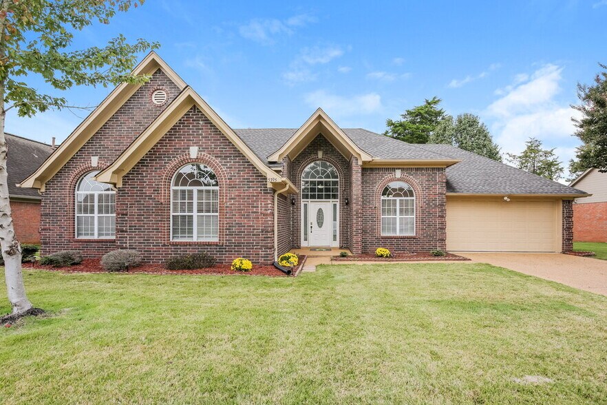 Primary Photo - 5395 Philgrove Way