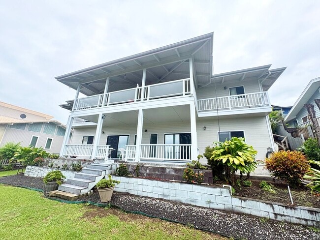 Building Photo - Stunning Ocean View 4/4 Home in Highly Desirable Neighborhood