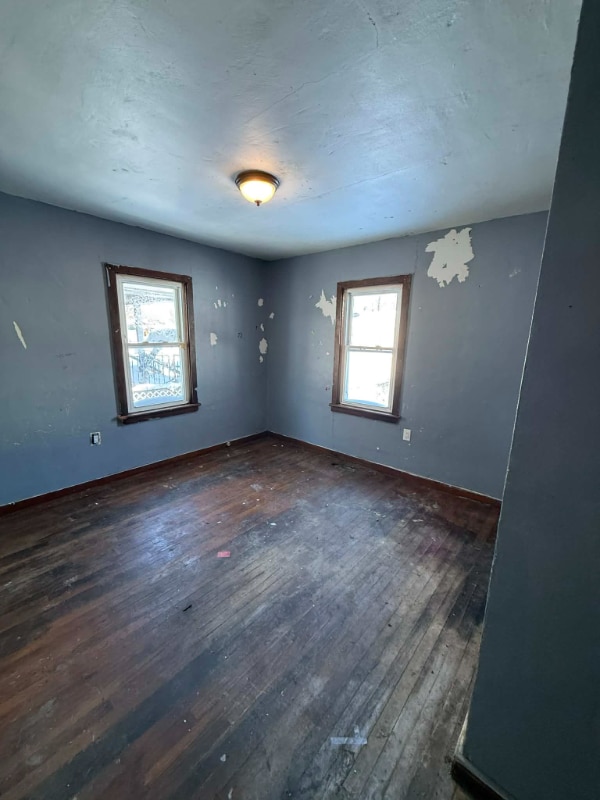 Building Photo - 1305 E Whitmer St