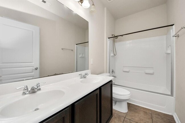 Building Photo - 24610 Emerald Pool Falls Dr