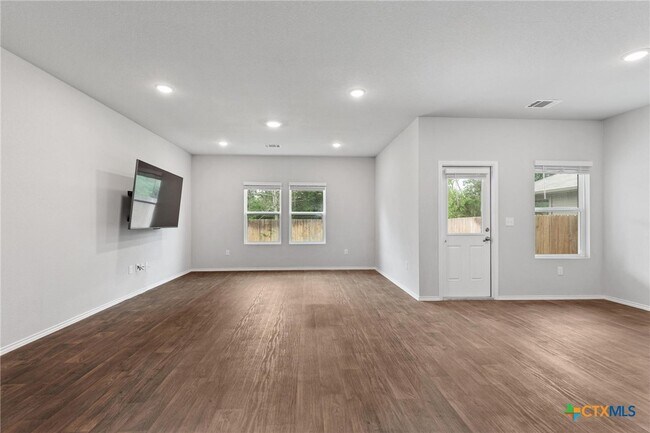 Building Photo - 13508 Tai Londo Dr